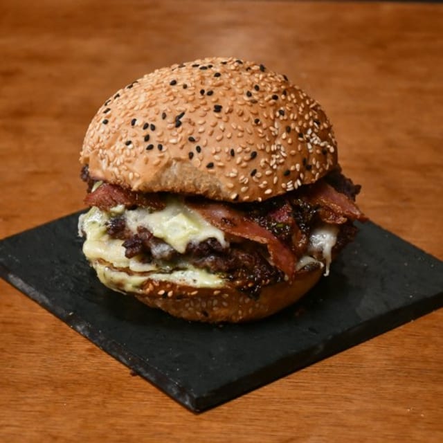 Bacon Cheeseburger.